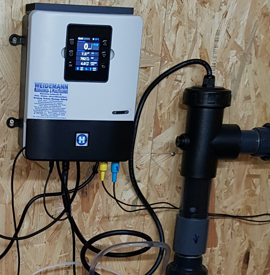 Salzelektrolyse Filtersteuerung. Modulare Erweiterung möglich mit oder ohne Regelung pH, Redox (Chlor), WLan/Lan, freie Chlormessung u.v.m.